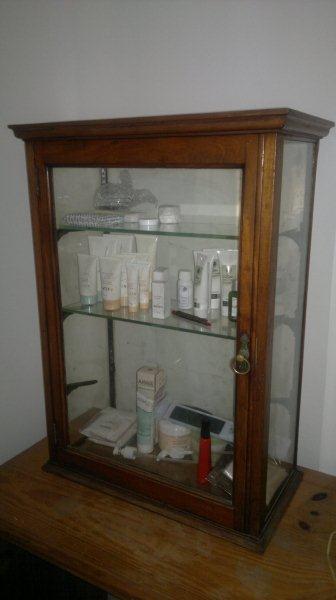 beauty product display case from Lorna London in Sea Point